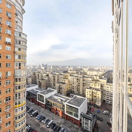 Luxury Apartments Smartplaza Obolon Metro Minskai Kyiv Exterior photo