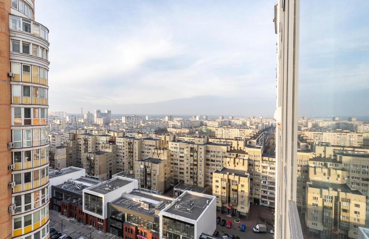 Luxury Smartplaza Obolon Metro Minskai