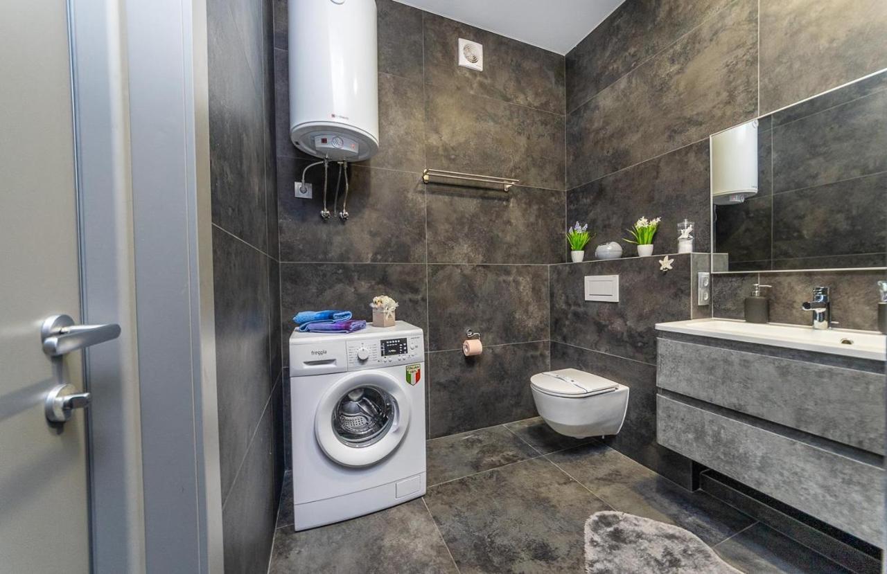 Apartment Luxury Smartplaza Obolon Metro Minskai *